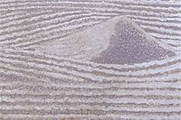 Higashiyama Kaii Sand pattern from the "Four Seasons in Kyoto" series